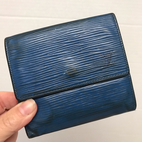 Louis Vuitton Epi Leather Mini Snap Wallet - Picture 2 of 11